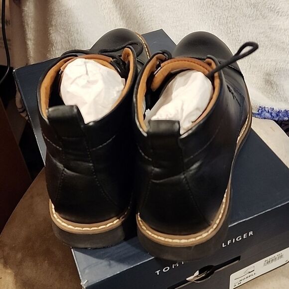 Tommy Hilfiger Veryl Chukka boot shoe Size 9 new in box - Picture 6 of 6